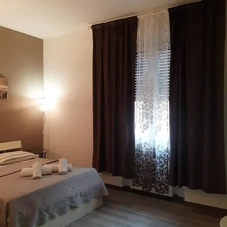 Casa de hóspedes Romina *
